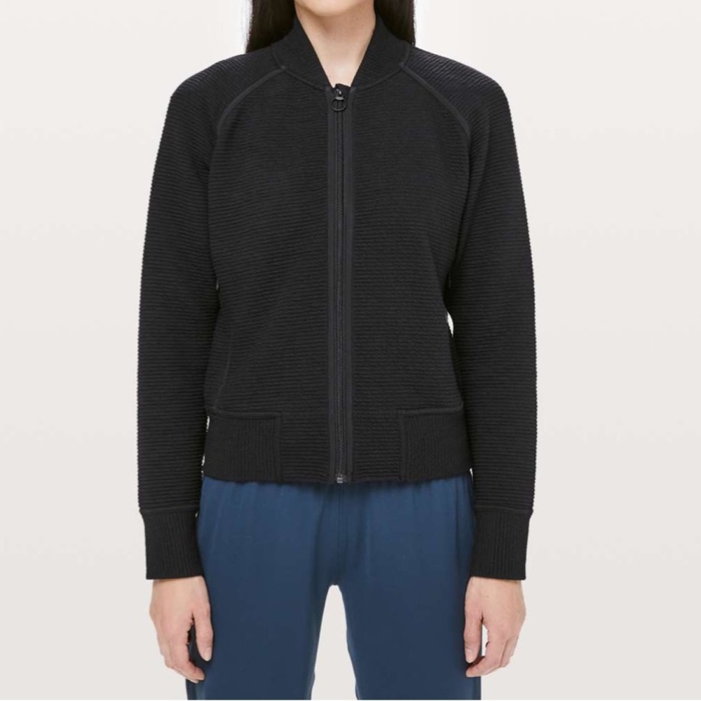 Lululemon on repeat bomber jacket